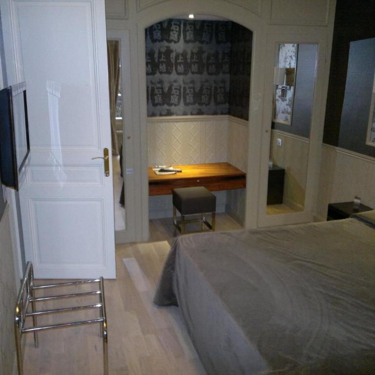 Hotel Concortel Paris - Chambre Double Deluxe - 4