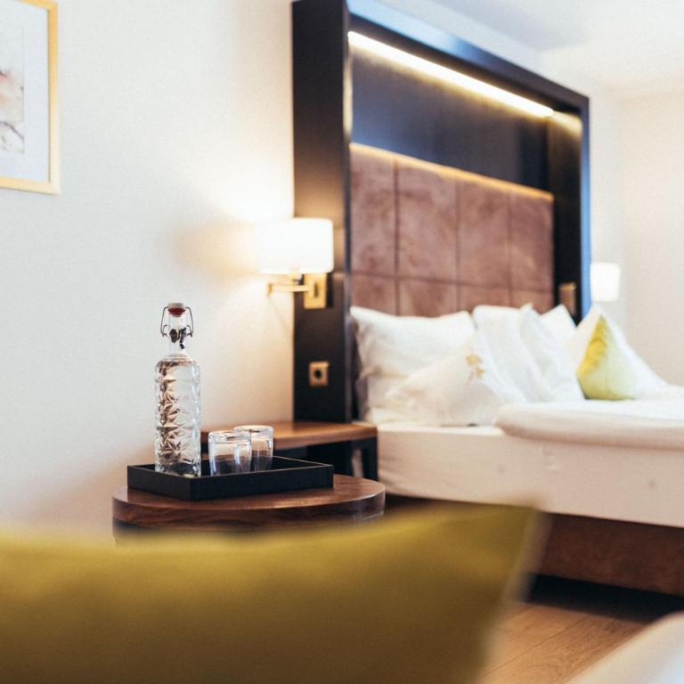 Genusshotel Goldene Rose - Doppelzimmer mit Balkon - 2