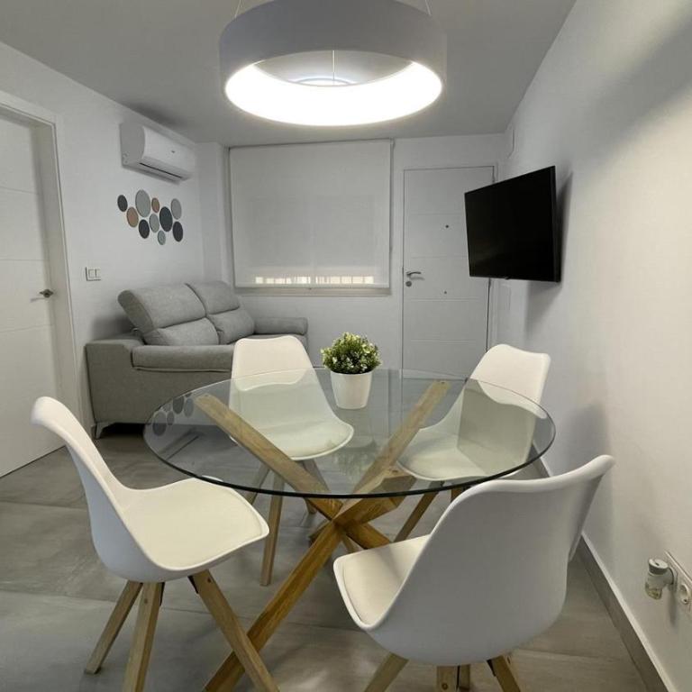 Piso de lujo en primera linea de playa y garaje - Apartamento de 2 dormitorios - 9