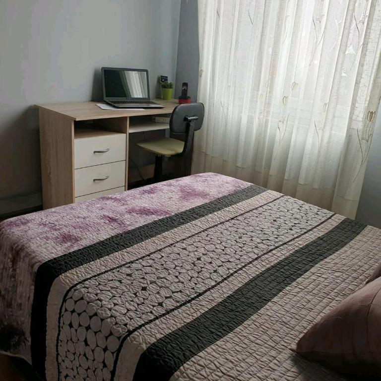 hospedaje Miluce - Three-Bedroom Apartment - 2