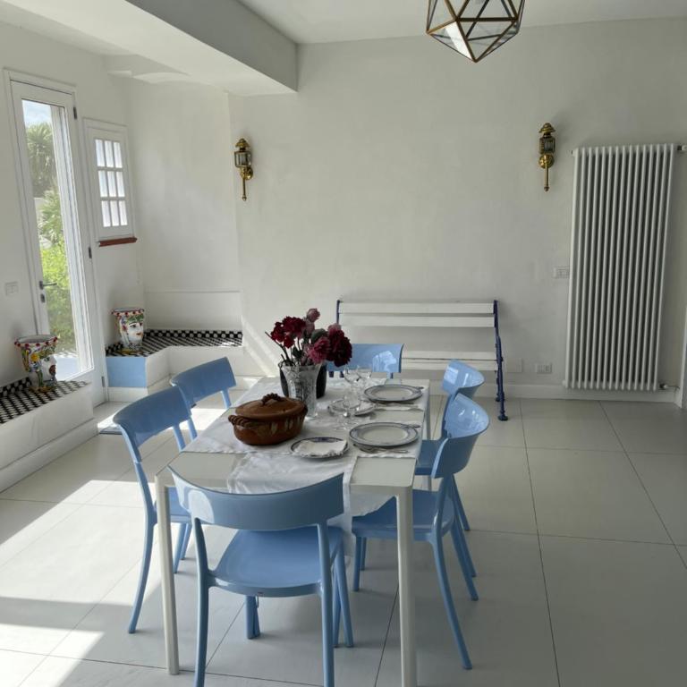 Casa Azzurra - Appartamento con 2 Camere da Letto - 50