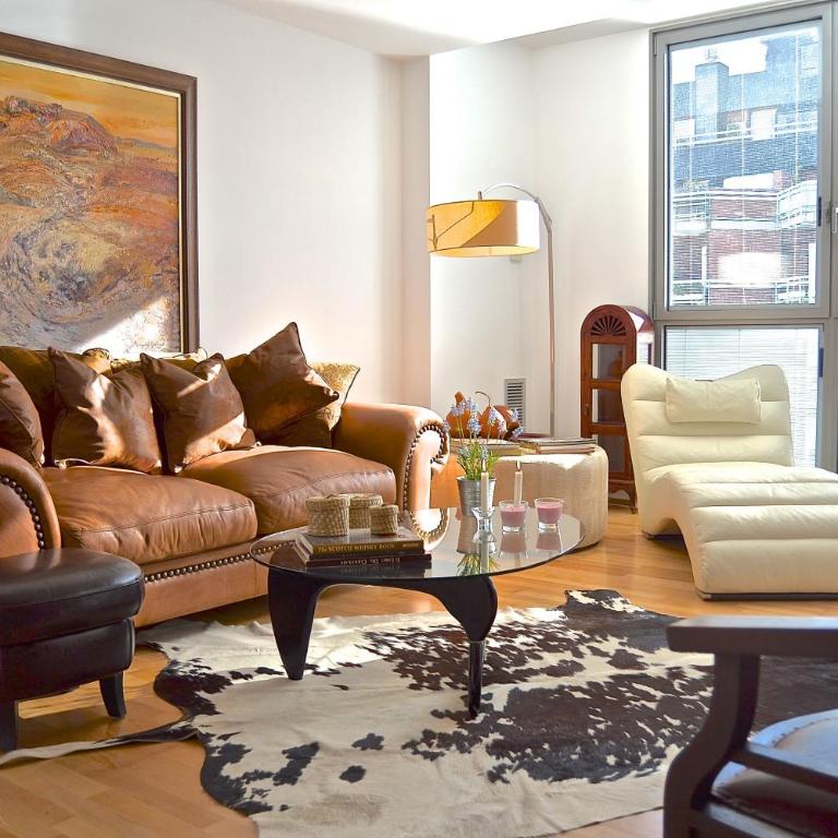 Livingstone - Two-Bedroom Apartment - Urgell, 46 - 1
