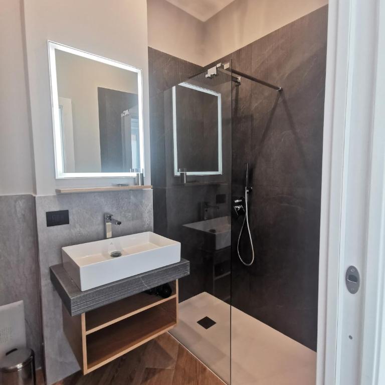 Maqueda Mood - Double Room with Spa Bath - 8