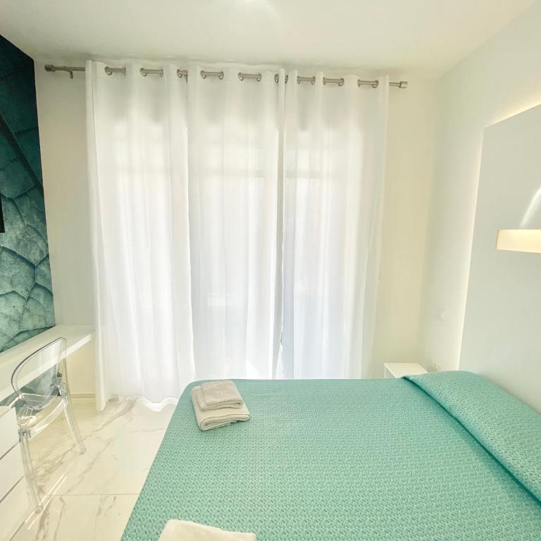 IL VIAGGIATORE RELAIS SUL MARE - Camera Matrimoniale con Balcone - 8