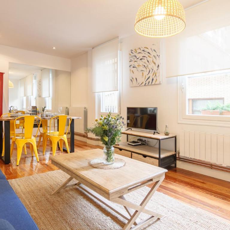 City Centre & Museum by Next Stop Bilbao - Two-Bedroom Apartment - 16