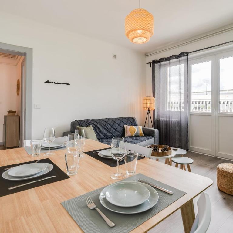Le Parmelan - Beau T2 avec balcon pouvant accueillir jusqu'à 4 personnes - Appartement - 2