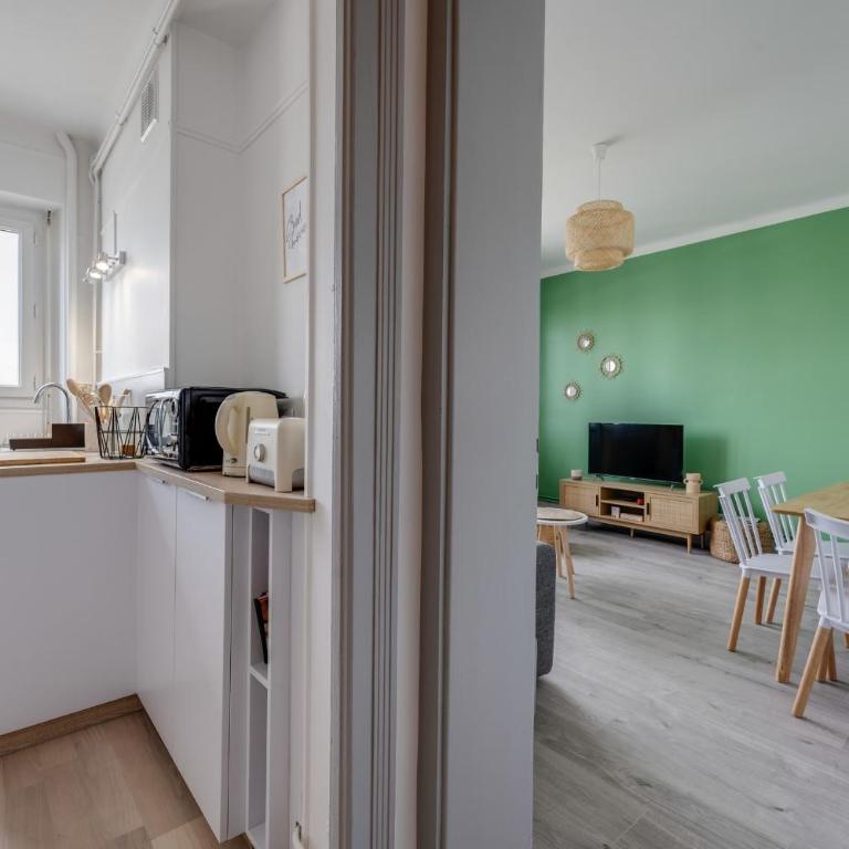 Le Parmelan - Beau T2 avec balcon pouvant accueillir jusqu'à 4 personnes - Appartement - 18