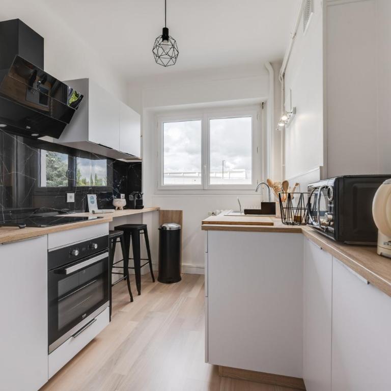 Le Parmelan - Beau T2 avec balcon pouvant accueillir jusqu'à 4 personnes - Appartement - 3