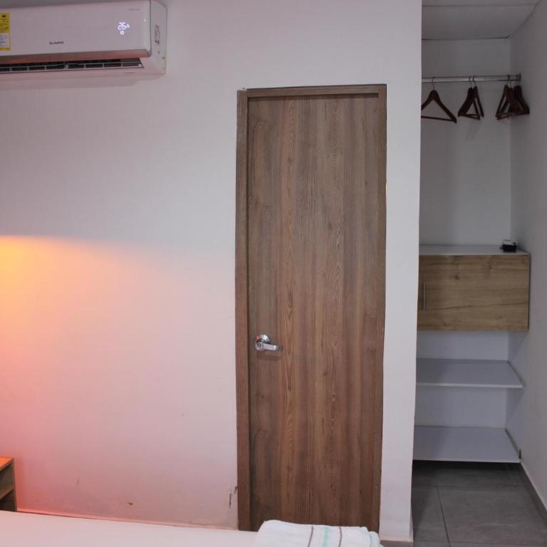 Hotel Almalu - Double Room with Balcony - 4