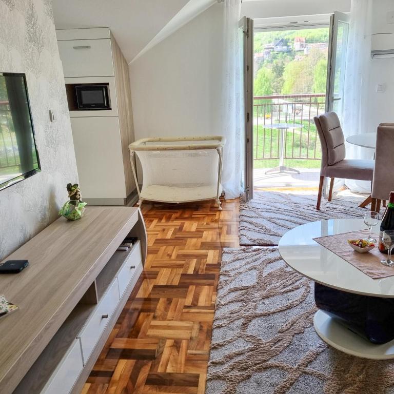 AS Delux Apartmani - Apartman sa Pogledom na Planinu - 17