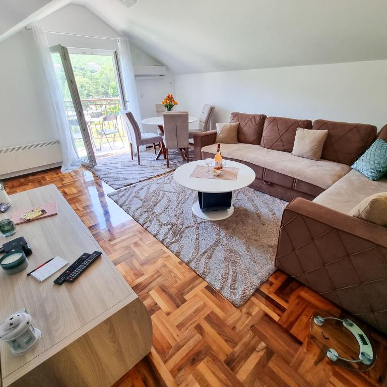 AS Delux Apartmani - Apartman sa Pogledom na Planinu - 12