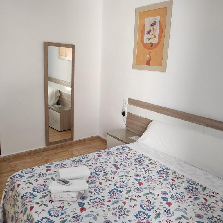 Hostal Fantoni - Habitación Doble con balcón - 1