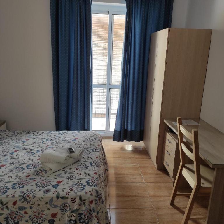 Hostal Fantoni - Habitación Doble con balcón - 2
