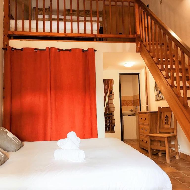 Chalet Hôtel Les Blancs - Chambre Quadruple - 2