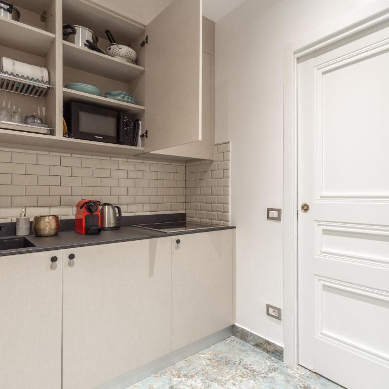 Duomo Smart Suites - Deluxe Apartment - 2