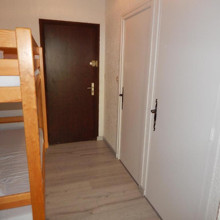 Pied de Piste Ski, Velo à 20 M du Telesiege "Le Diable", Menage Inclus, Possible de louer 2 Apparts, Parking Gratuit, Vue Panoramique - Apartment mit Blick auf die Berge - 11
