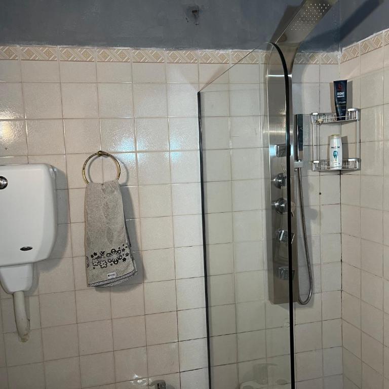 Dimensión Desconocida - Casa de 2 dormitorios - 15