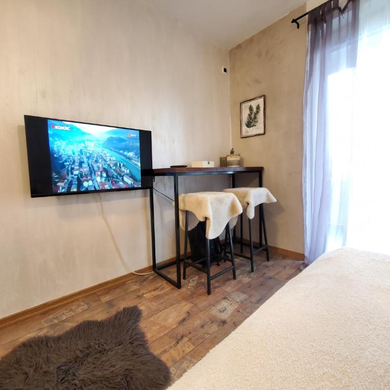 Sleep and drive cosy - One-Bedroom Apartment - 13