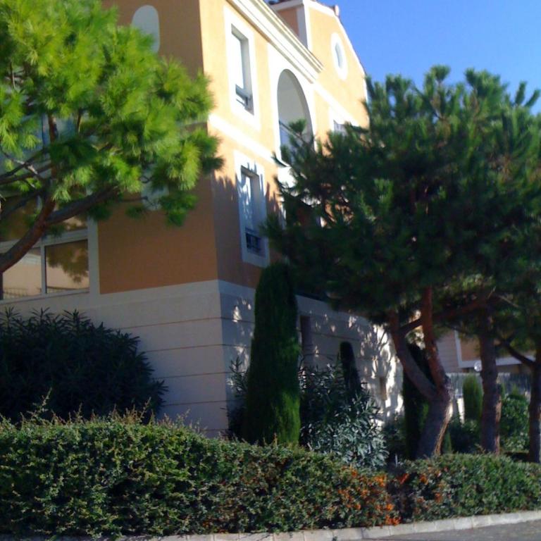 Monaco Stunning Sea Views, Larvotto beach, Terrace, 2 bedrooms, 2 bathrooms, up to 6 person, lift, 1st floor - Appartement 2 Chambres - 80