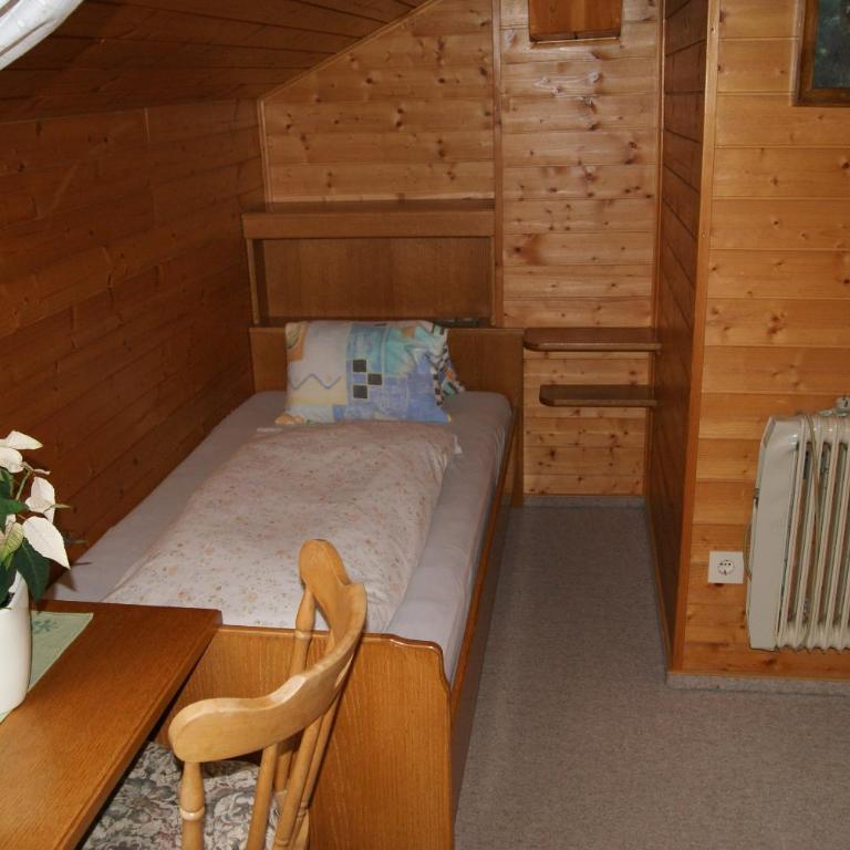 Gästehaus Ferienwohnungen LACKNER - Apartment mit 2 Schlafzimmern und Terrasse - 6