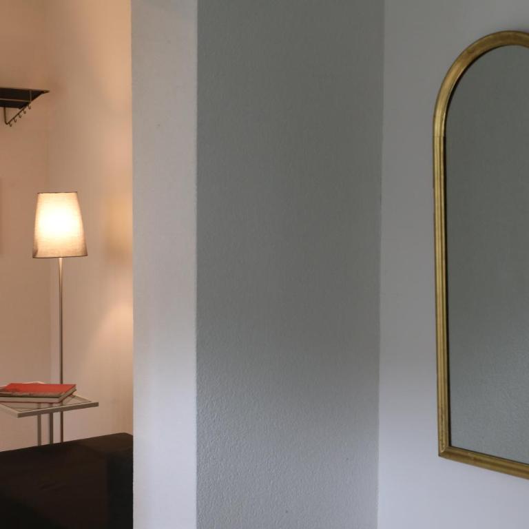 City Center Apartment - Apartment 3 - 2