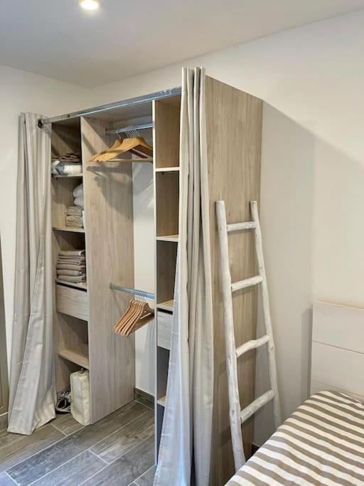 Perle du Sud avec Parking Privé, piscine été dans Résidence calme - Apartment mit 1 Schlafzimmer - 11