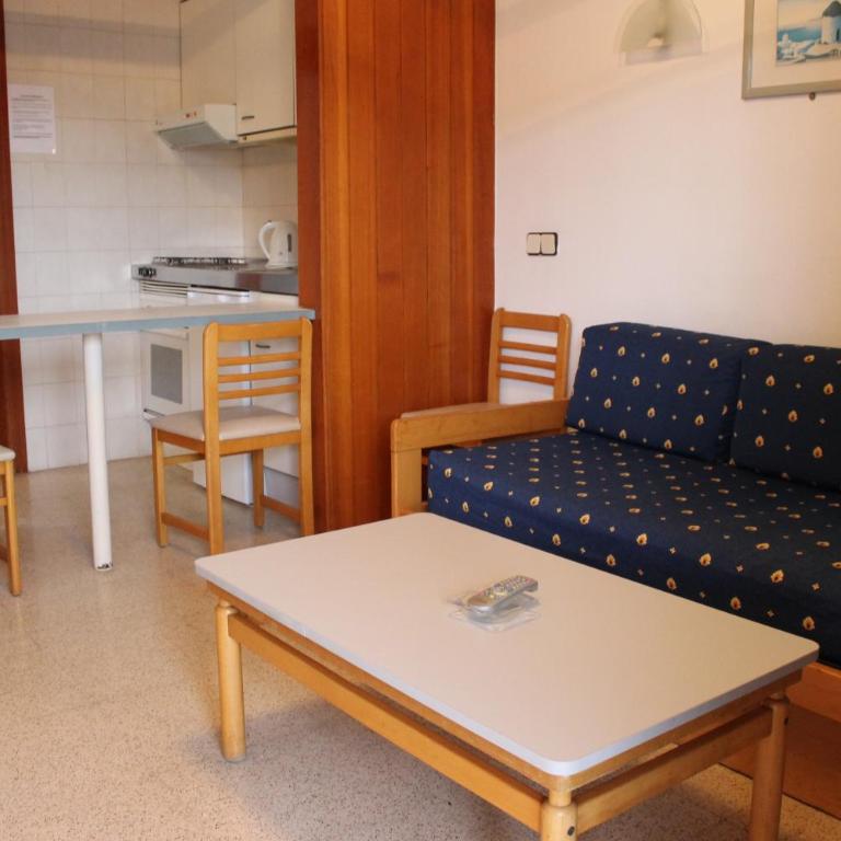 Apartamentos Alpha - Apartamento de 1 dormitorio con terraza (4 adultos) - 2