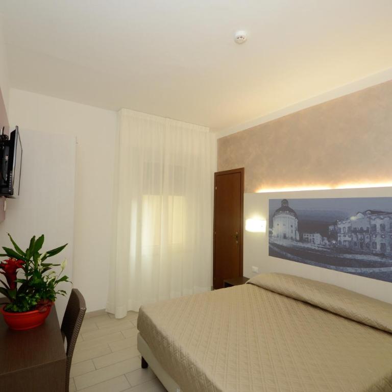 Hotel Lido Mazzini - Camera Familiare con Bagno - 3
