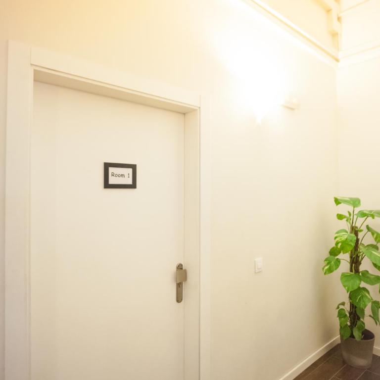 360 Hostel Centro - Single Bed in 4-Bed Dormitory Room - 1