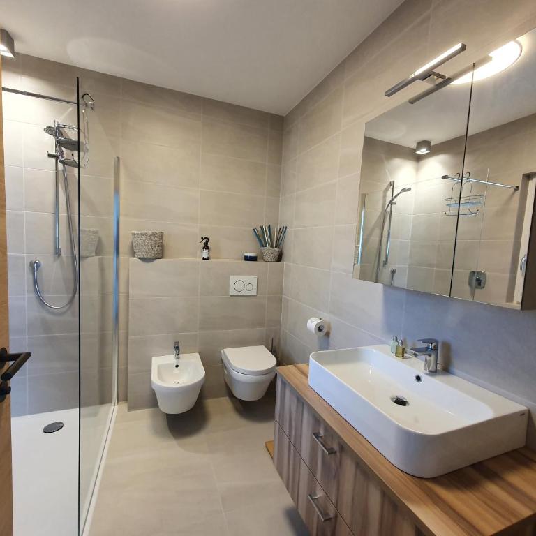 Casa Grutzen Design Apartment with Pool in Bolzano - Apartment mit 1 Schlafzimmer - 6
