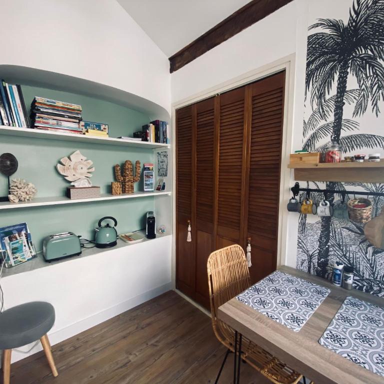 Jolie studio climatisé avec parking et proche de la mer - Appartement 1 Chambre - 2