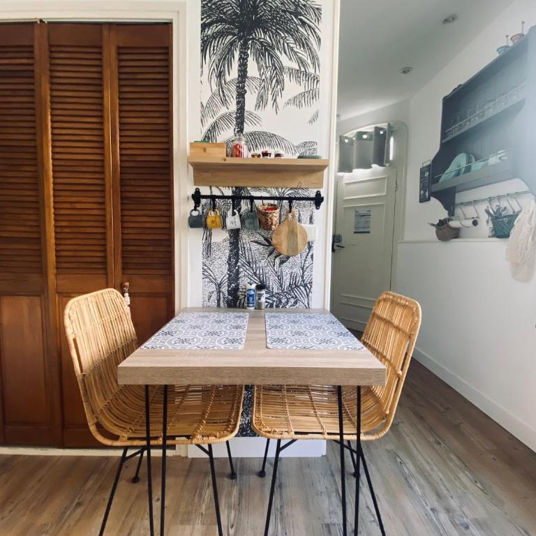 Jolie studio climatisé avec parking et proche de la mer - Appartement 1 Chambre - 4