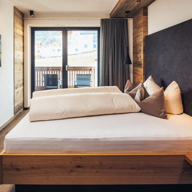 Hotel Cores - Chambre Double - Vue Panoramique - 5
