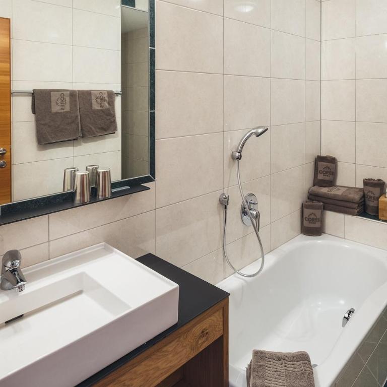 Hotel Cores - Appartement 2 Chambres - 4