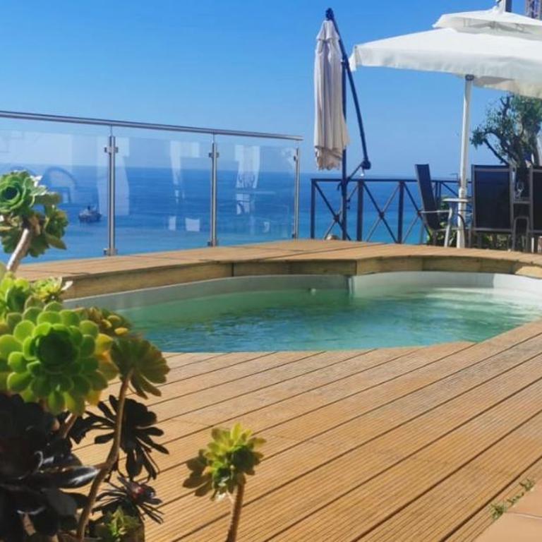 Vue magnifique, piscine privée chauffée et sauna à 10min de Monaco - Appartement 2 Chambres - 1