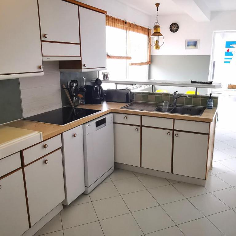 Vue magnifique, piscine privée chauffée et sauna à 10min de Monaco - Appartement 2 Chambres - 34