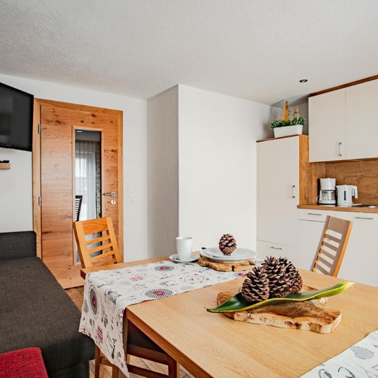 Apartments Renata SILVRETTA SUMMERCARD on SALE - Three-Bedroom Apartment - 3