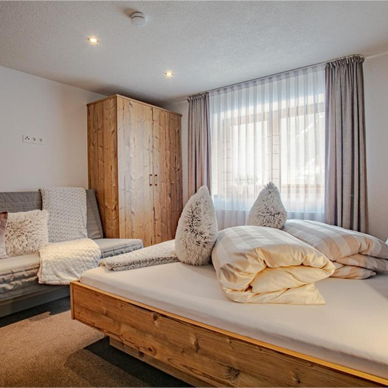 Apartments Renata SILVRETTA SUMMERCARD on SALE - Three-Bedroom Apartment - 1
