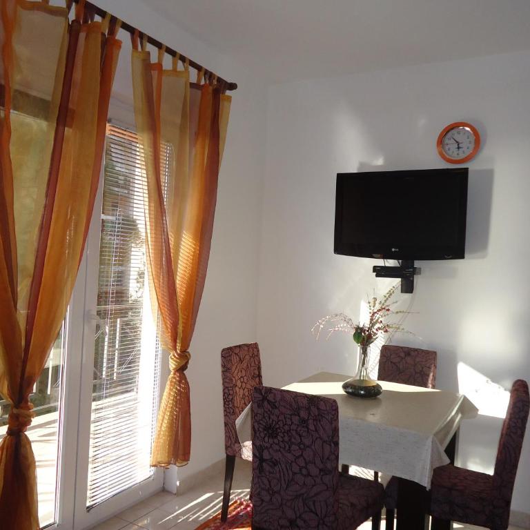 Apartments Villa Mićunović - One-Bedroom Apartment with Terrace and Sea View - 3