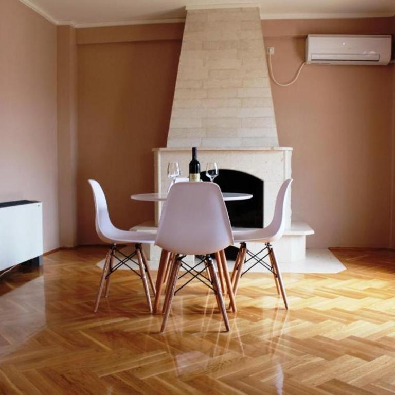 Hotel Crnogorska Kuća - Apartment - 8