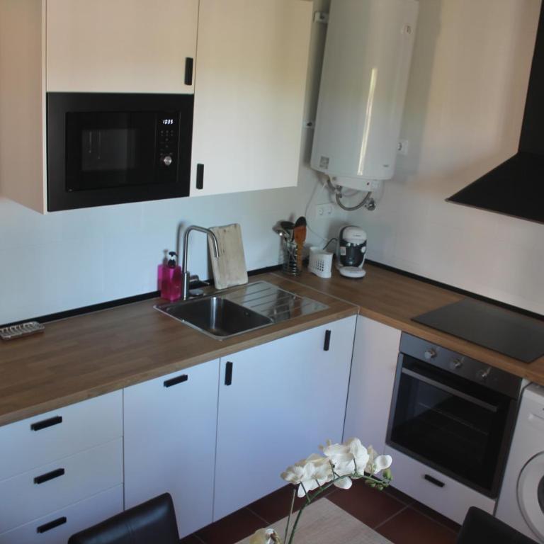 Precioso alojamiento a pie de playa - Two-Bedroom Apartment - 2
