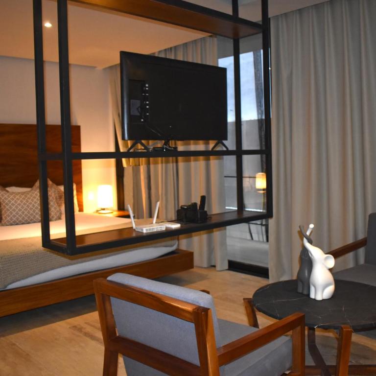 Kaab South Beach by The Spot Rentals - Luxury Suite with Private Balcony & Laundry Center - 2
