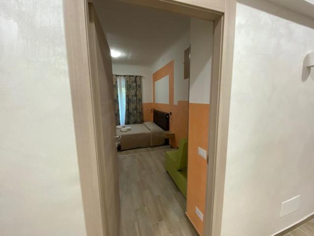 Cinemovie Guesthouse - Camera Deluxe - 5