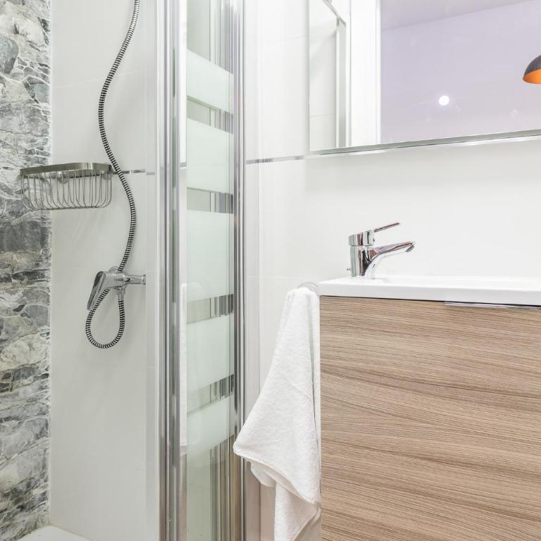 Precioso apartamento de 2 habitaciones by beBalmy - Apartamento de 2 dormitorios - 4