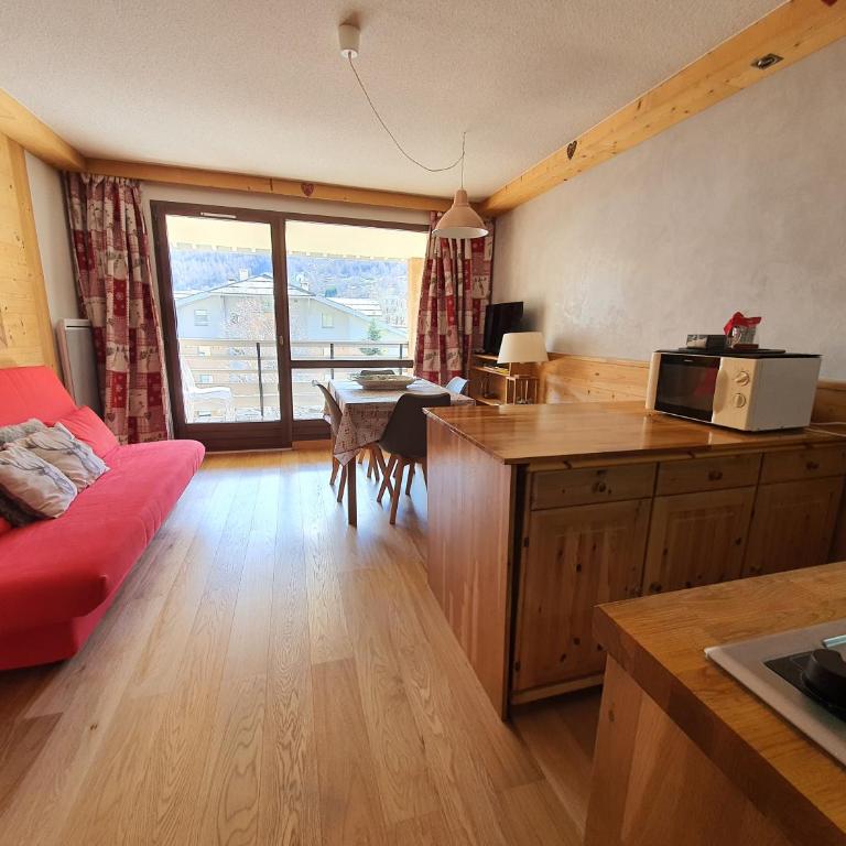 Jardin Alpin Edelweiss by Mountain Collection Immobilier - Appartement avec Vue sur la Montagne - 13