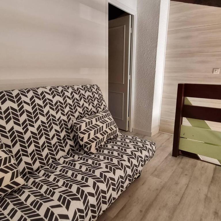 Appartement T3 avec Mezzanine, 6 couchages, piscine, parking, animaux acceptés - Argelès-sur-Mer - FR-1-388-83 - Appartement (6 Adultes) - 10