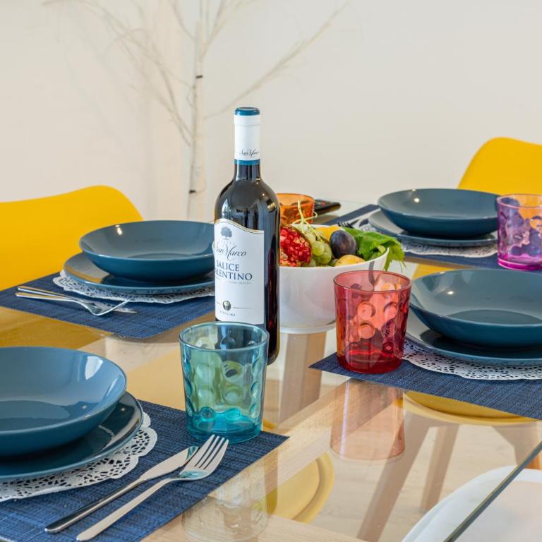 GuestHost - Cala Paura Seaview Apartment with parking - Apartment with Sea View - 13