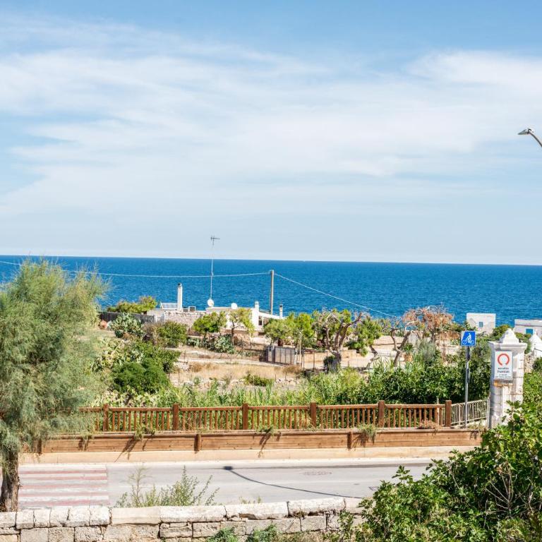 GuestHost - Cala Paura Seaview Apartment with parking - Apartment with Sea View - 12