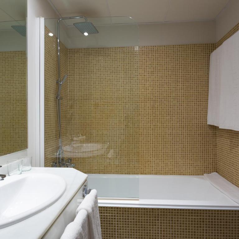 DWO Urban Granada - Double or Twin Room - 6