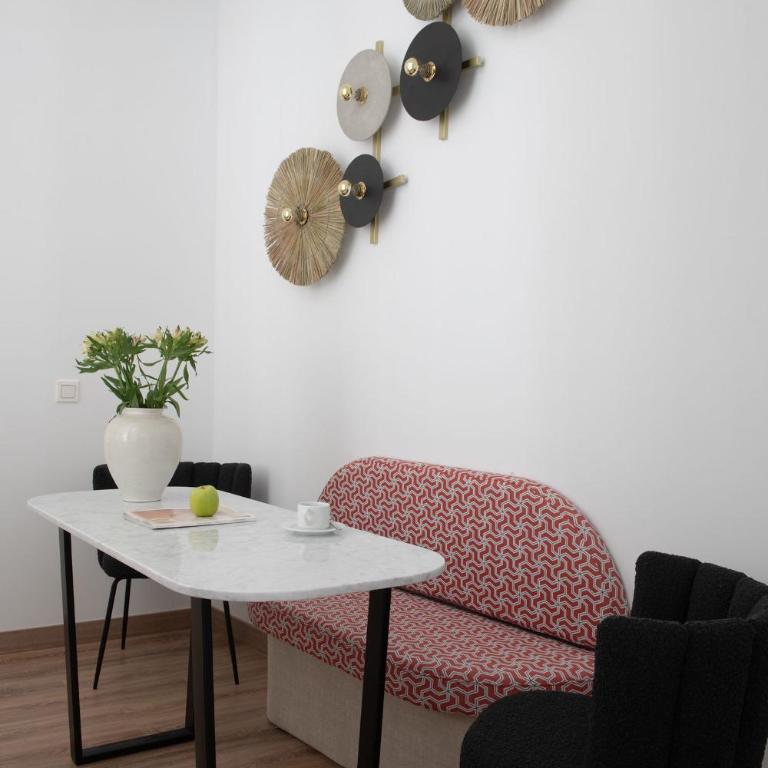 Coliseum Boutique Apartments - Apartment with Balcony - 16